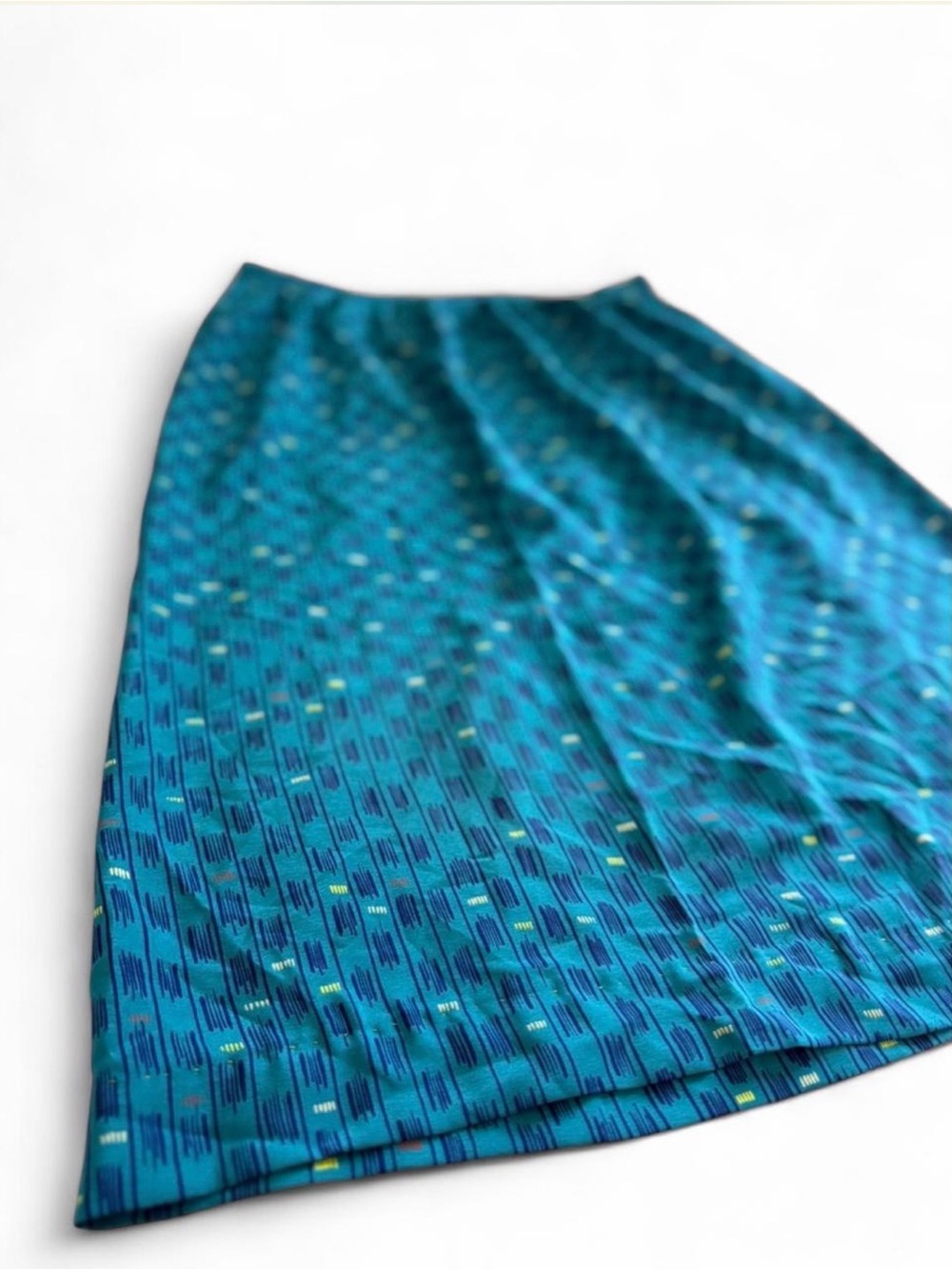 Vintage Petites for Maggy Late 80s- Early 90s Blue/Teal Geometric Knee Skirt